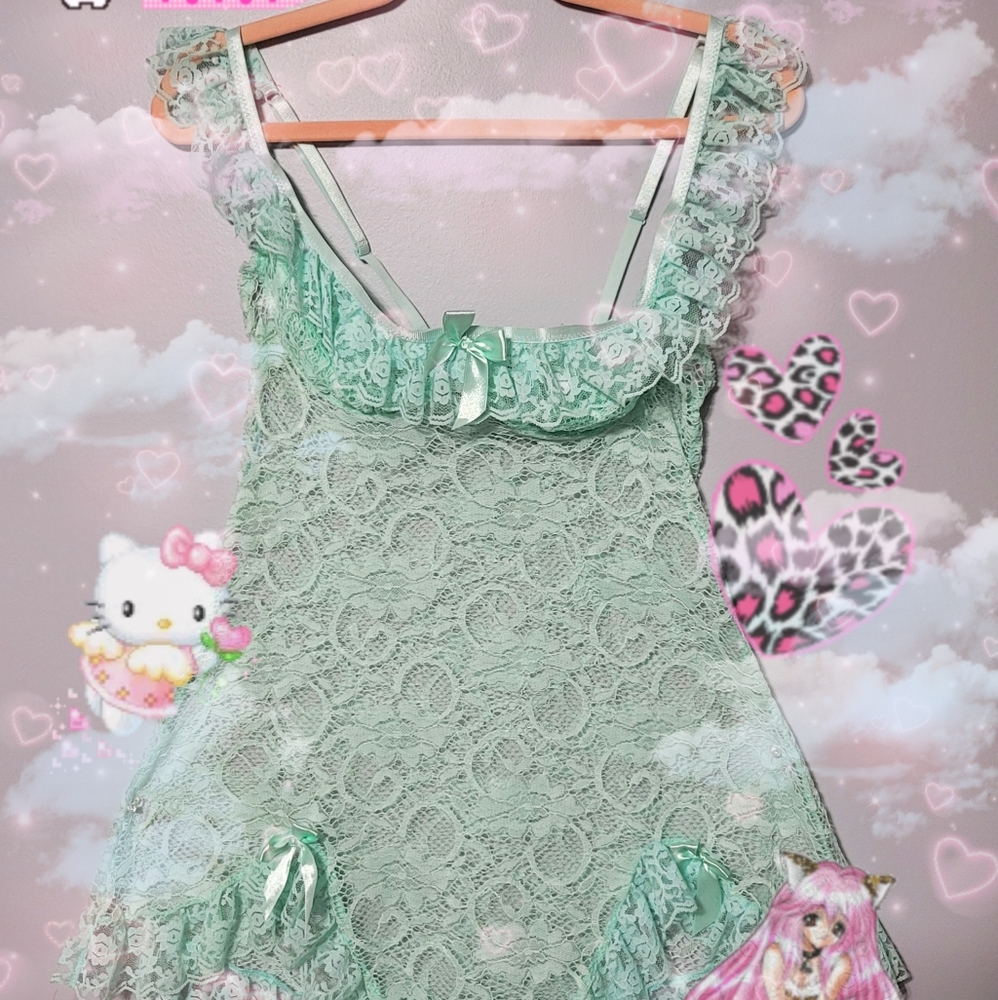 Mint Lace